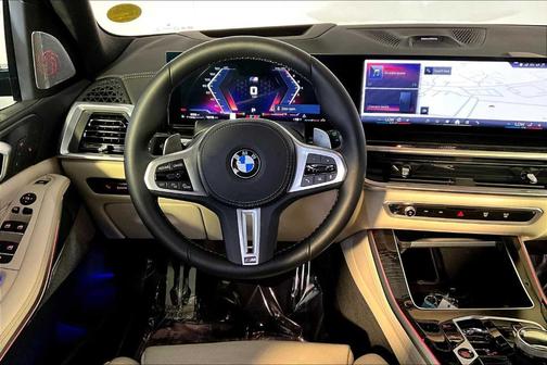 2025 BMW X5 M60i
