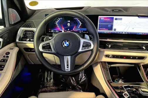 2025 BMW X5 M60i
