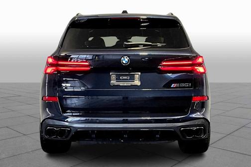 2025 BMW X5 M60i