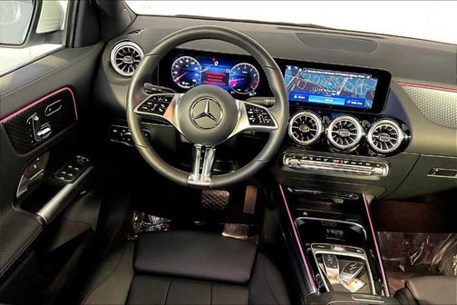 2025 Mercedes-Benz GLA 250 Base 4MATIC