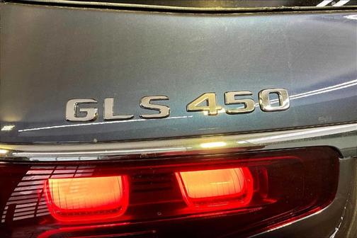 2026 Mercedes-Benz GLS 450 
