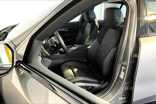 2024 BMW 540 i xDrive