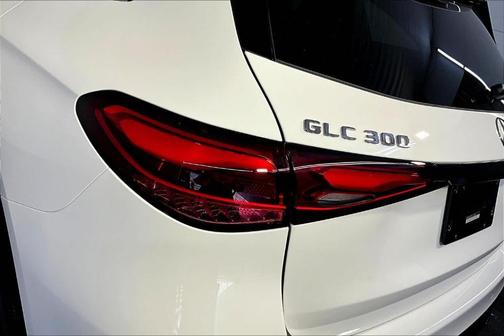 2026 Mercedes-Benz GLC 300 Base 4MATIC