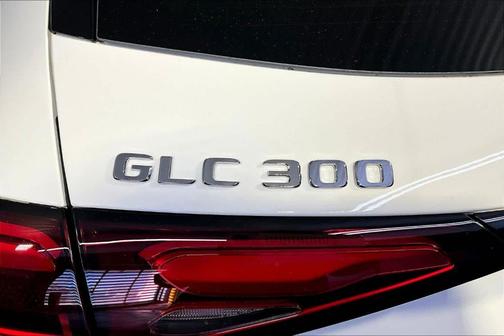 2026 Mercedes-Benz GLC 300 Base 4MATIC
