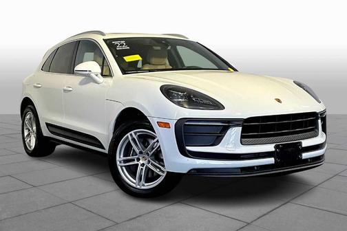 2022 Porsche Macan Base