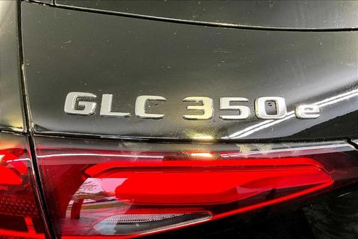 2025 Mercedes-Benz GLC 350e Base 4MATIC