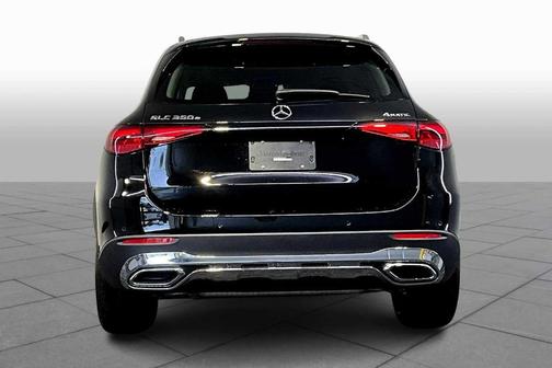 2025 Mercedes-Benz GLC 350e Base 4MATIC