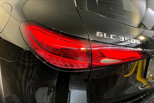 2025 Mercedes-Benz GLC 350e Base 4MATIC