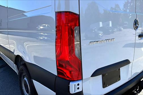 2025 Mercedes-Benz Sprinter 2500