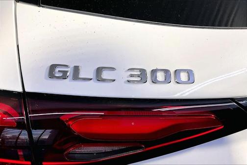 2026 Mercedes-Benz GLC 300 Base 4MATIC