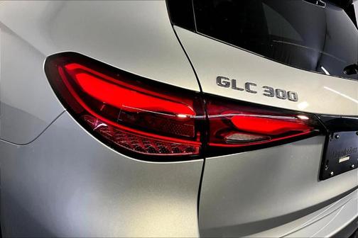 2026 Mercedes-Benz GLC 300 Base 4MATIC