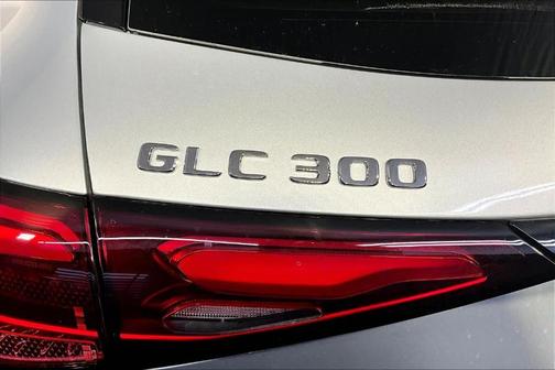 2026 Mercedes-Benz GLC 300 Base 4MATIC