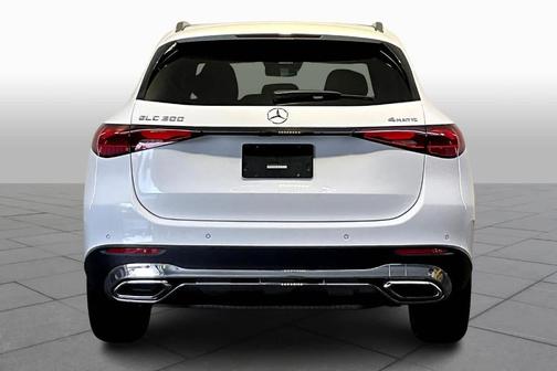 2025 Mercedes-Benz GLC 300 Base 4MATIC