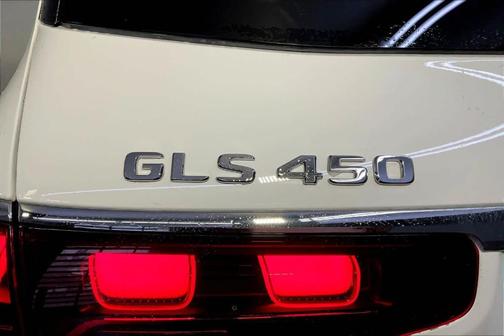 2026 Mercedes-Benz GLS 450 