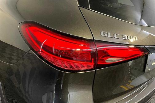 2025 Mercedes-Benz GLC 300 Base 4MATIC