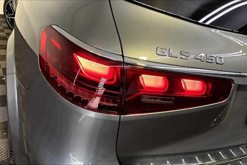 2025 Mercedes-Benz GLS 450 4MATIC