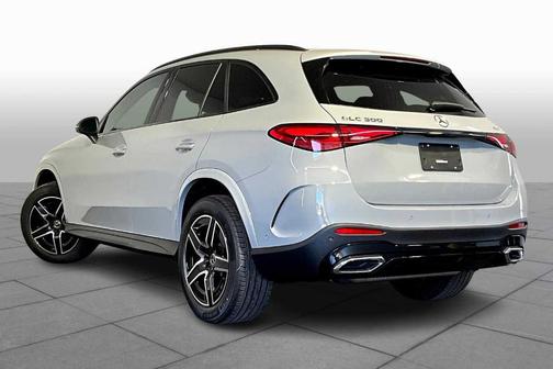 2025 Mercedes-Benz GLC 300 Base 4MATIC