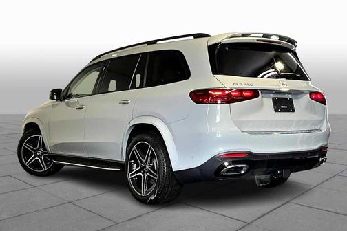 2025 Mercedes-Benz GLS 450 4MATIC