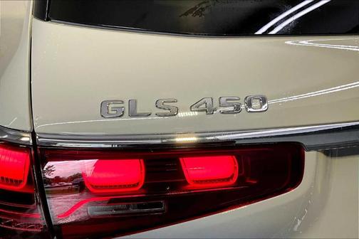 2025 Mercedes-Benz GLS 450 4MATIC