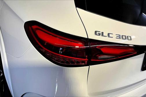 2025 Mercedes-Benz GLC 300 Base 4MATIC