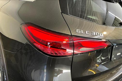 2026 Mercedes-Benz GLC 300 Base 4MATIC