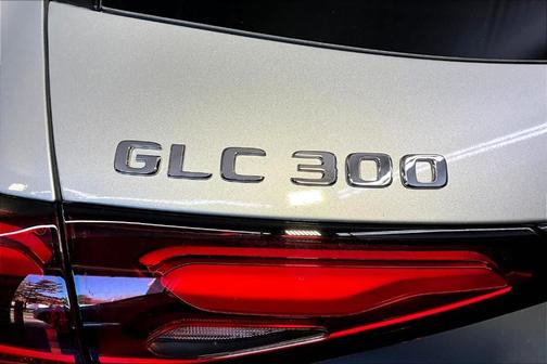 2026 Mercedes-Benz GLC 300 Base 4MATIC