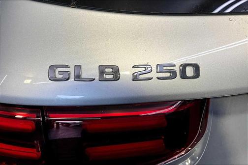 2025 Mercedes-Benz GLB 250 Base 4MATIC