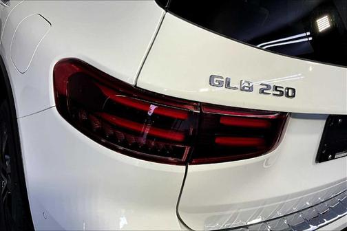 2025 Mercedes-Benz GLB 250 Base 4MATIC