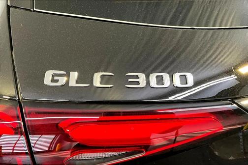 2026 Mercedes-Benz GLC 300 Base 4MATIC
