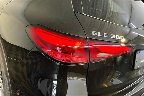 2026 Mercedes-Benz GLC 300 Base 4MATIC