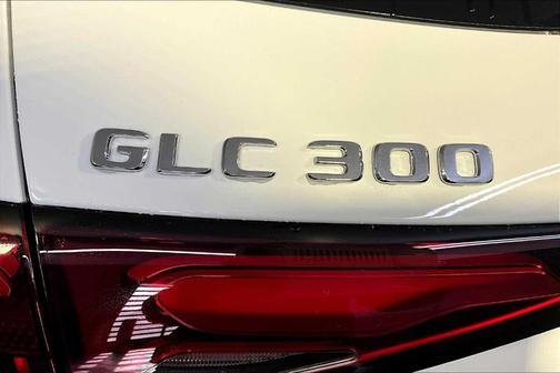 2025 Mercedes-Benz GLC 300 Base 4MATIC