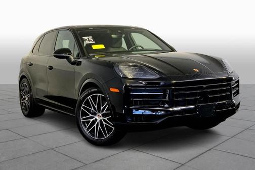 2025 Porsche Cayenne Base