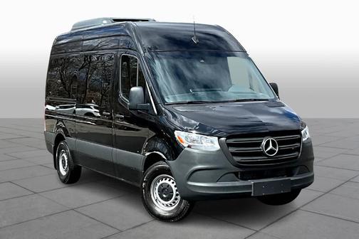2023 Mercedes-Benz Sprinter 2500 144 WB Standard Roof Passenger