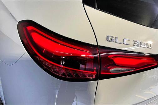2025 Mercedes-Benz GLC 300 Base 4MATIC