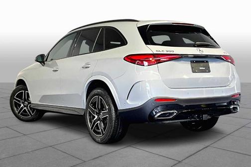 2025 Mercedes-Benz GLC 300 Base 4MATIC