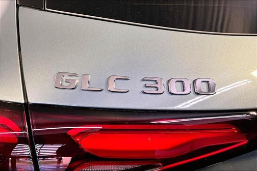 2026 Mercedes-Benz GLC 300 Base 4MATIC