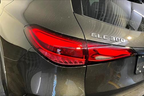 2026 Mercedes-Benz GLC 300 Base 4MATIC