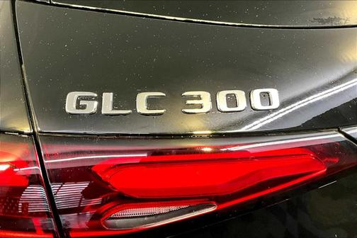2026 Mercedes-Benz GLC 300 Base 4MATIC