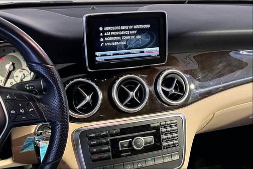 Cirrus White 2015 Mercedes-Benz GLA-Class 4MATIC