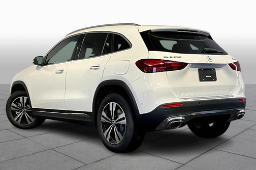 2026 Mercedes-Benz GLA 250 Base 4MATIC