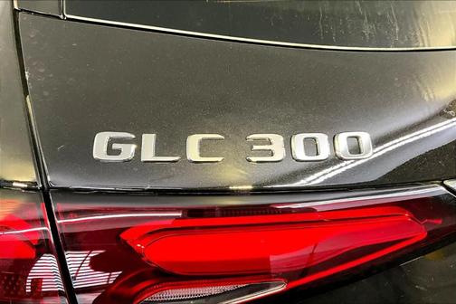 2026 Mercedes-Benz GLC 300 Base 4MATIC