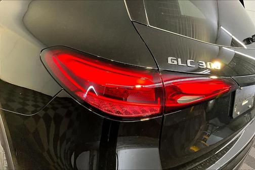 2026 Mercedes-Benz GLC 300 Base 4MATIC