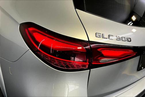 2025 Mercedes-Benz GLC 300 Base 4MATIC