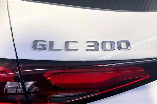 2026 Mercedes-Benz GLC 300 Base 4MATIC