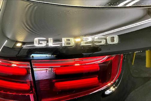 2025 Mercedes-Benz GLB 250 Base 4MATIC