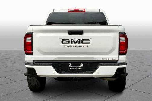 2024 GMC Canyon Denali
