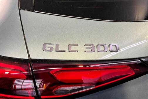 2026 Mercedes-Benz GLC 300 Base 4MATIC