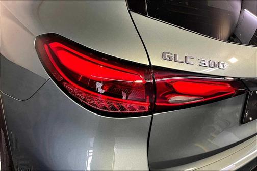 2026 Mercedes-Benz GLC 300 Base 4MATIC