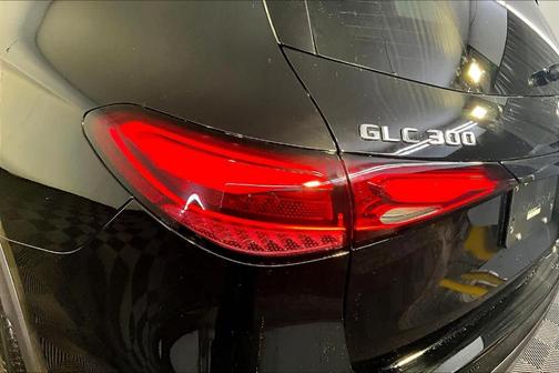 2026 Mercedes-Benz GLC 300 Base 4MATIC