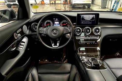 2016 Mercedes-Benz GLC-Class GLC 300 4MATIC